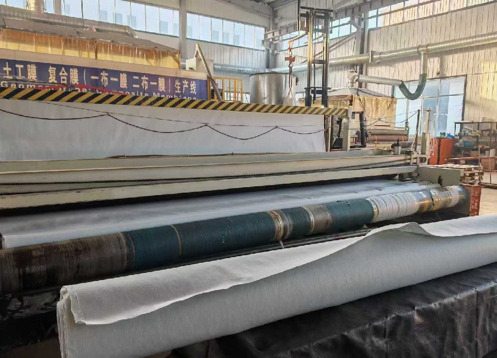 泰安防水土工布廠(chǎng)家，泰安復(fù)合土工膜廠(chǎng)家